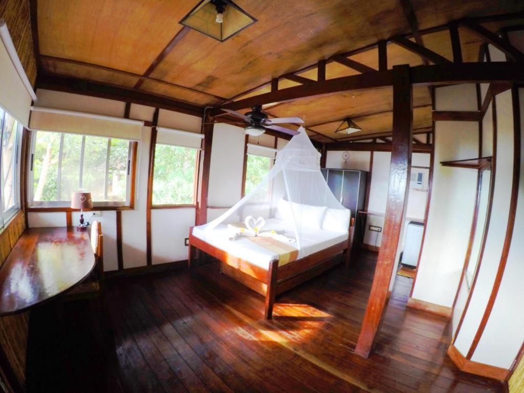 Secret Paradise Resort & Turtle Sanctuary ซาน วิเซนเต ภายนอก รูปภาพ