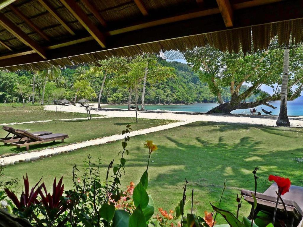 Secret Paradise Resort & Turtle Sanctuary ซาน วิเซนเต ภายนอก รูปภาพ