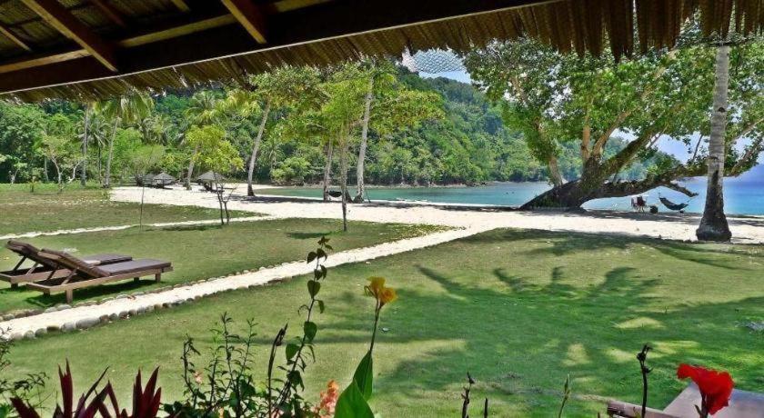 Secret Paradise Resort & Turtle Sanctuary ซาน วิเซนเต ภายนอก รูปภาพ